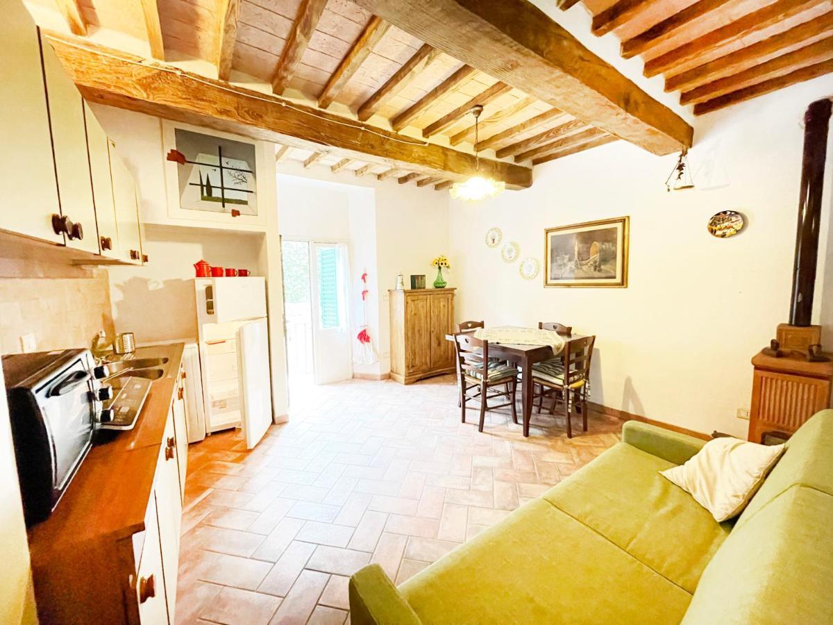 Angolino Appartamento In Centro E Terme A 10 Min San Quirico dʼOrcia Buitenkant foto