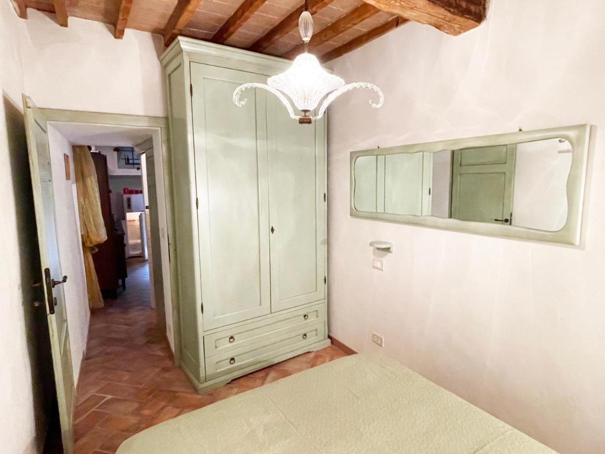 Angolino Appartamento In Centro E Terme A 10 Min San Quirico dʼOrcia Buitenkant foto
